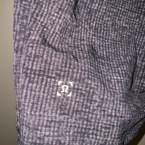 Lululemon T.H.E. Short liner less 9” - Picture 3 of 6